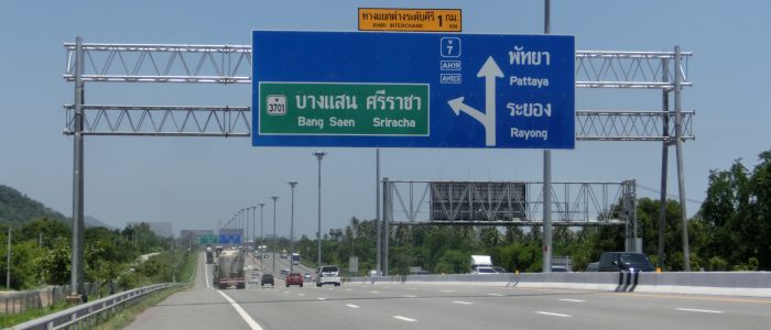 งานติดตั้งป้ายโอเวอร์เฮดที่ชลบุรี